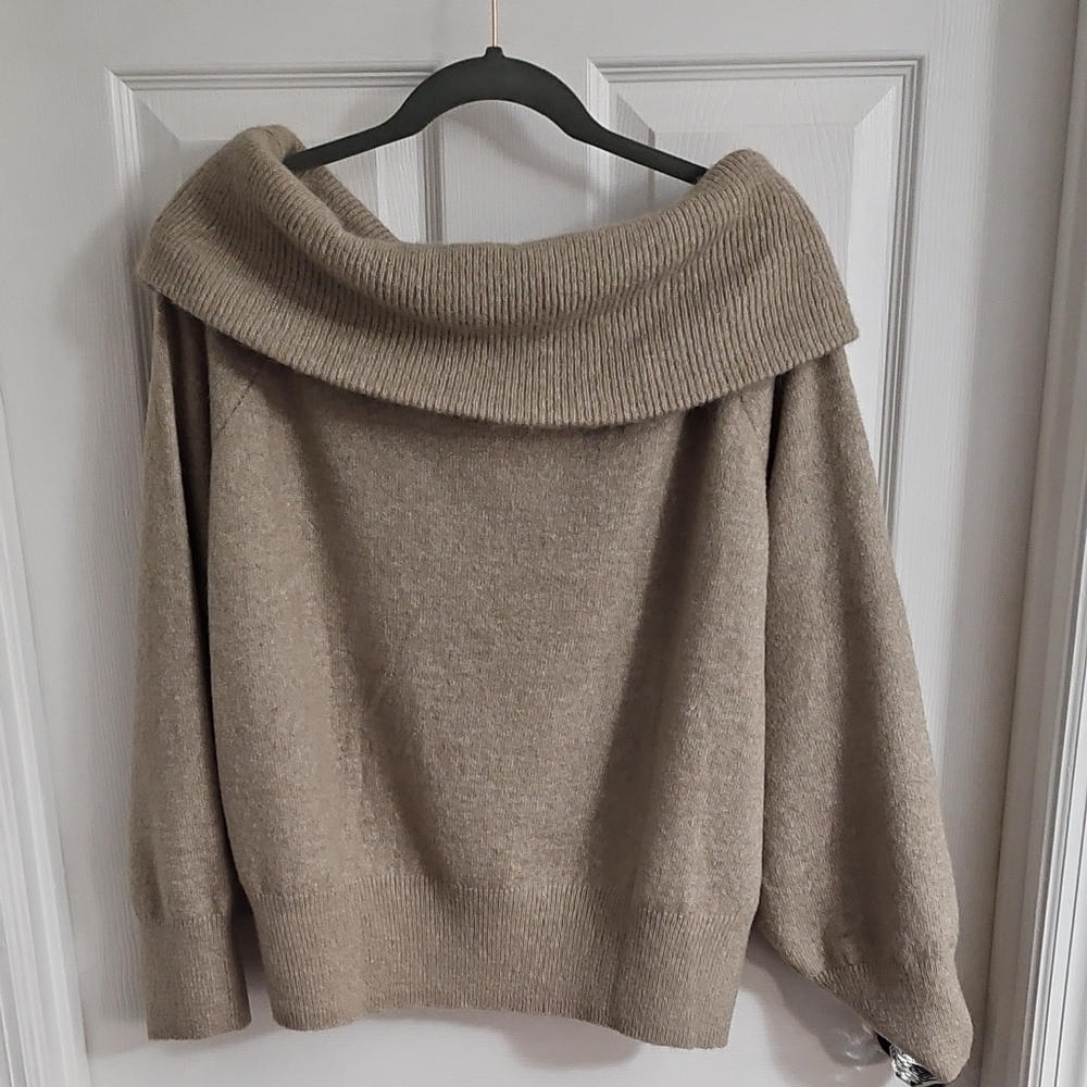 NWT H&M Tan Cowl Neck Sweater - Picture 2 of 10